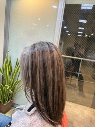 セミロング カラー 清宮 隼翔のヘアスタイル