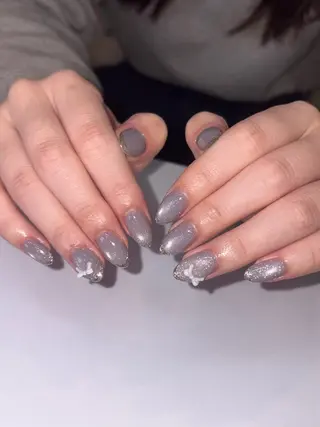 ネイル KARIN🦢 韓国⌇ワンホンネイルのネイルデザイン