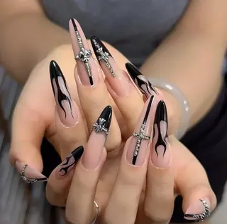 ネイル エリ🫧 nail池袋東口のネイルデザイン