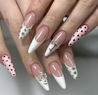 ネイル Julie Nail Hinのネイルデザイン