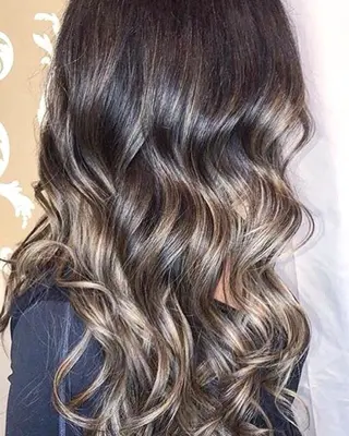 ロング カラー パーマ 大阪レミーエクステ チビ編み込みのヘアスタイル