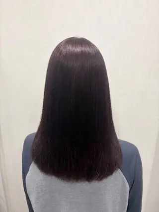 カラー AIRI /フロレゾンのヘアスタイル