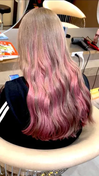 ロング 阿部野 明優梨のヘアスタイル