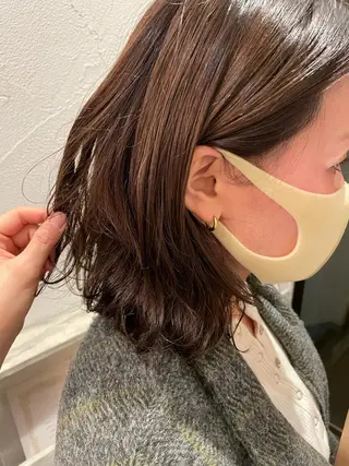 ショート カラー マルヤマ リナの眉毛・アイブロウイメージ