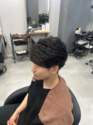 パーマ フルカワ セイヤのヘアスタイル
