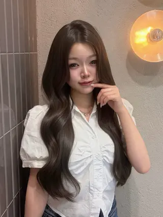 ロング カラー 渡海 みのりのヘアスタイル