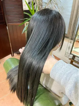 ロング カラー 石井 佑樹のヘアスタイル