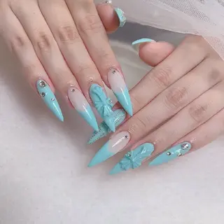 ミディアム Sora NAILのネイルデザイン