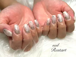 ミディアム Restart YURIのネイルデザイン