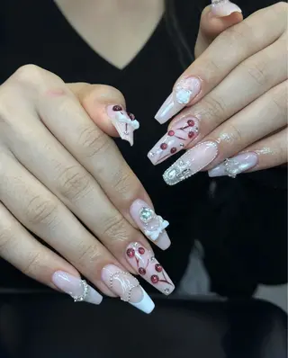 ネイル Iconic Nailのネイルデザイン