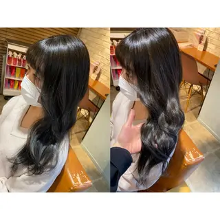カラー 🩵盛れる顔周り/ 艶カラーemi🩵のヘアスタイル