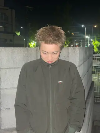 ショート クボタ マコトのヘアスタイル