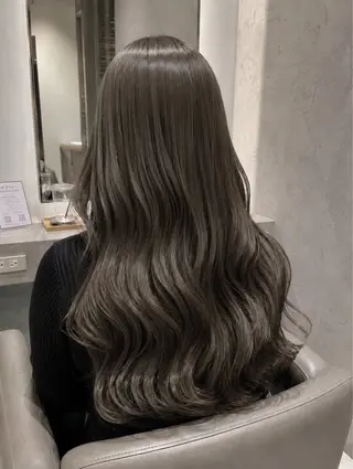 ロング カラー ハイトーンカラー が絶対可愛い✨泰聖✨のヘアスタイル