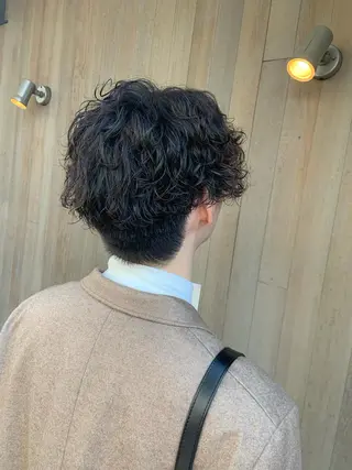 ショート カラー パーマ ヘアアレンジ メンズ ハイトーンカラー🤍 山下 優華のヘアスタイル