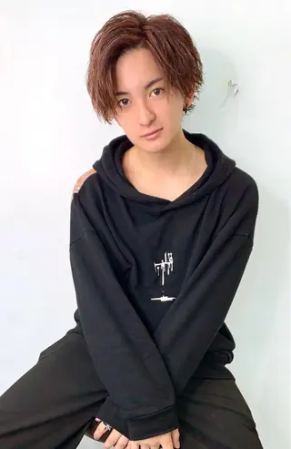 ショート カラー パーマ メンズ メンズ縮毛矯正 細谷碧海のヘアスタイル