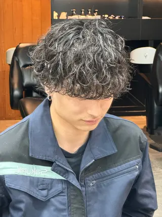 パーマ メンズ シャドウパーマ/ 波巻パーマYu-Kiのヘアスタイル