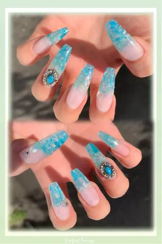 ネイル MHR nailのネイルデザイン