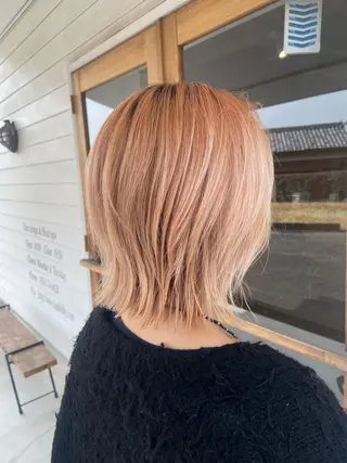 カラー 山城 大芽のヘアスタイル