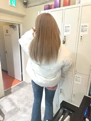 ロング カラー ヘアアレンジ OPUSダブルカラー ケアブリーチのヘアスタイル