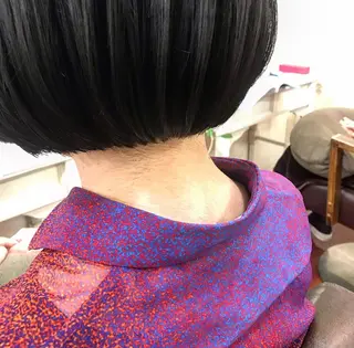 ショート カラー ヨシダ トオルのヘアスタイル