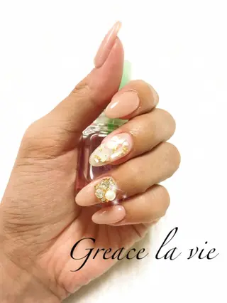 ロング カラー パーマ ヘアアレンジ キッズ ネイル マツエク・マツパ Greace  la vieのネイルデザイン
