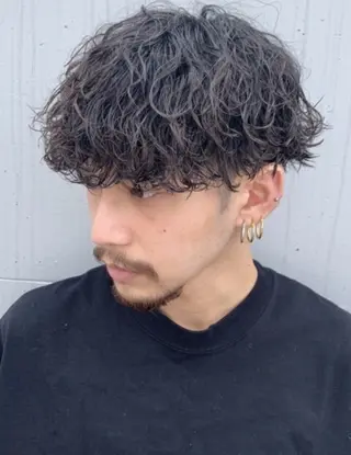 パーマ メンズ 中谷海里/フェザー パーマ/スパイキーのヘアスタイル