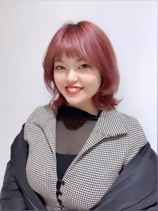 ミディアム カラー 🩶韓国艶髪🇰🇷 下本夕綺のヘアスタイル