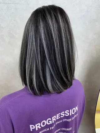 ミディアム 穐田 司樹のヘアスタイル