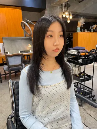 セミロング カラー パーマ ヘアアレンジ くびれレイヤー/艶 カラー　MADOKAのヘアスタイル