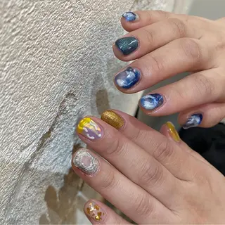 ネイル 栗林 実莉のネイルデザイン