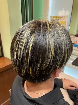 カラー 高橋廉治 (タカハシレンジ)のヘアスタイル