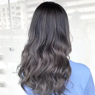 ロング レイヤー/艶髪カラー 森本くるみのヘアスタイル