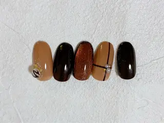 ネイル mogunail &blowのネイルデザイン