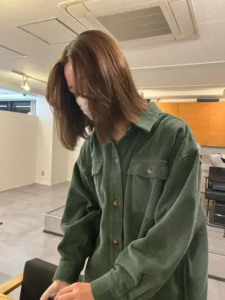 ミディアム 南堀江レイヤーカット MIKU🍒のヘアスタイル