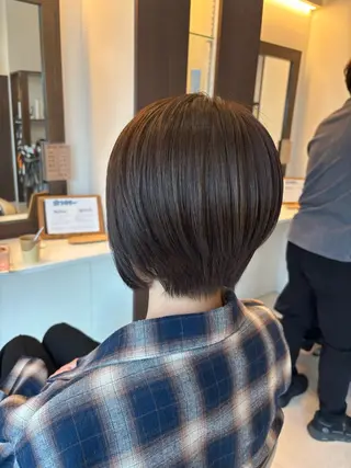 ショート 山本 詩織のヘアスタイル