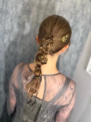 ロング ヘアアレンジ YAP！HAIR トコツメアヤノのヘアスタイル