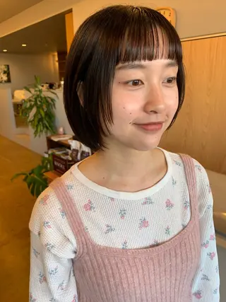 ミディアム カラー ITO YUKIのヘアスタイル