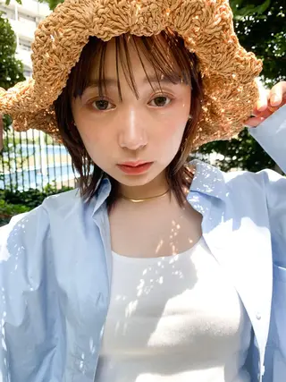 ミディアム カラー yoke 《ヨーク》のヘアスタイル