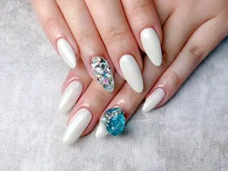ネイル Queennail 北堀江Yumiのネイルデザイン