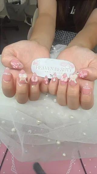 セミロング Mika nail salon 池袋のネイルデザイン