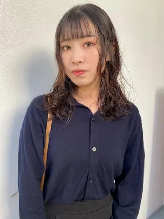 セミロング LUVISM新潟🎀 透明感カラー/ミユのヘアスタイル
