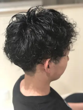 パーマ メンズ 似合う髪型見つけます AYAKAのヘアスタイル