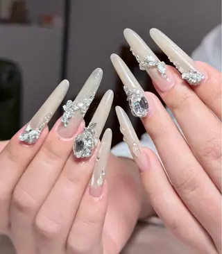 ネイル Luna Gladeのネイルデザイン