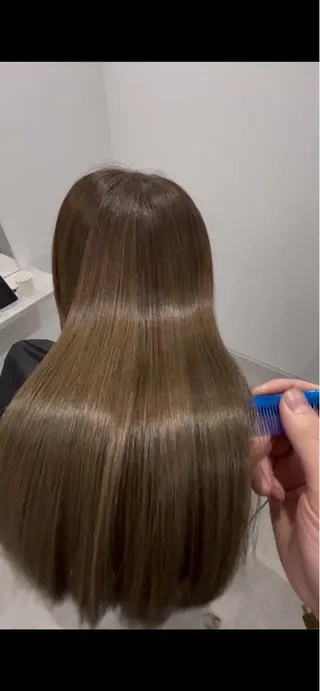 セミロング siki. 石渡のヘアスタイル