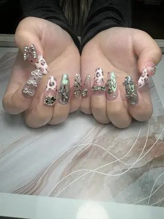 ネイル akina nailsのネイルデザイン