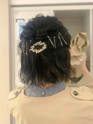 ショート ヘアアレンジ ミドウチ アヤカのヘアスタイル