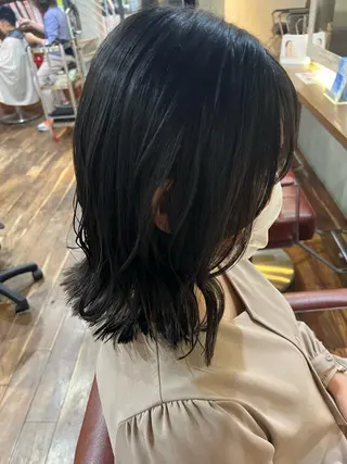 ミディアム 透明感カラー🌱 🍑Kotone🍑のヘアスタイル