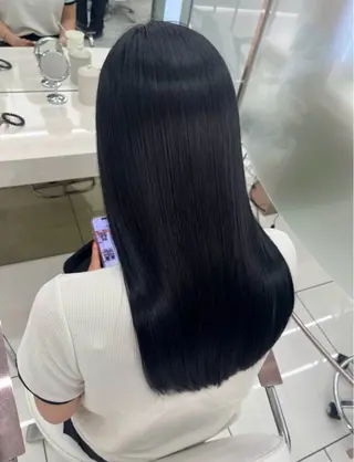 セミロング オオタ ユウトのヘアスタイル