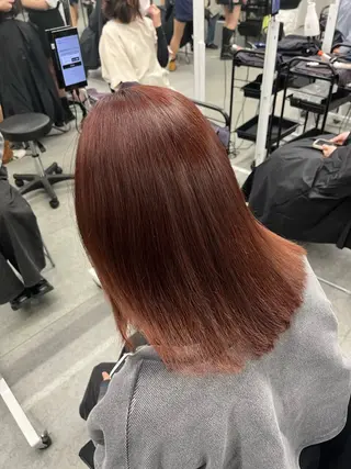 ミディアム 流行りの透明感カラー ×縮毛矯正🤍ユウのヘアスタイル