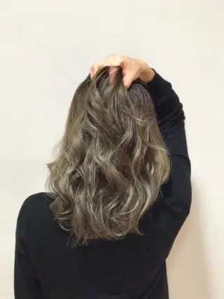 セミロング カラー 杉本 らなのヘアスタイル